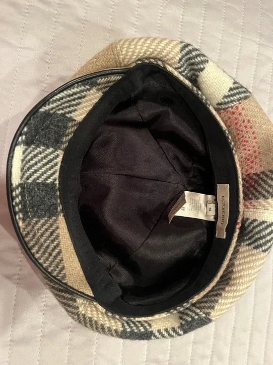 Burberry Beige Plaid Baker Boy Cap with Black and Red Details - Picture 3 of 6